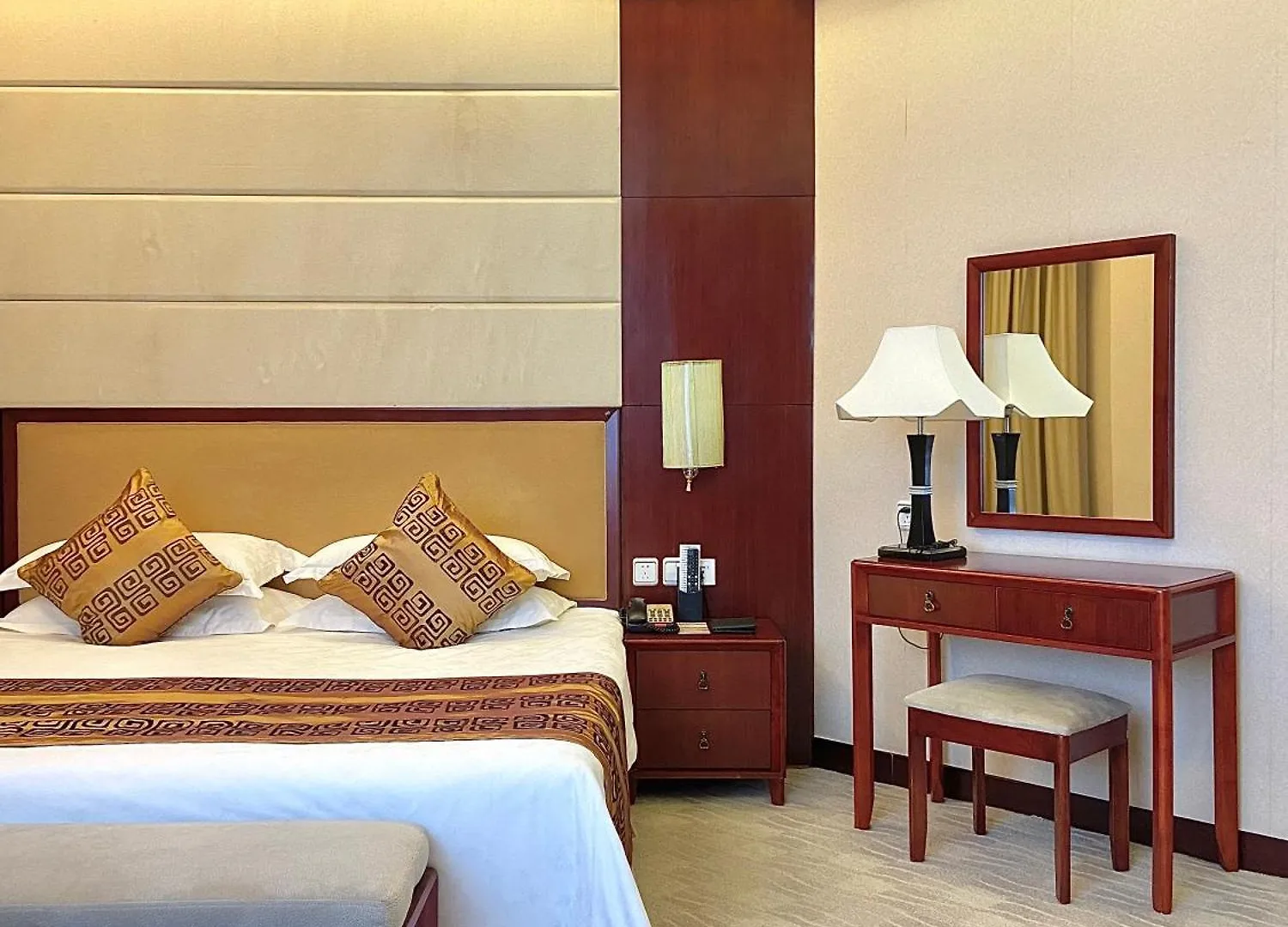 Beijing Palace Soluxe Hotel Astana 5*, Nur-Sultan (Astana)