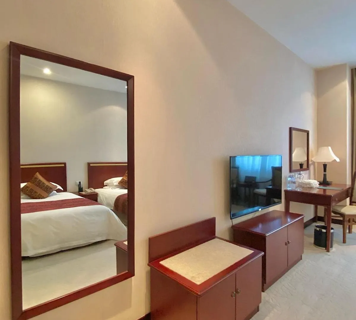 Beijing Palace Soluxe Hotel Astana