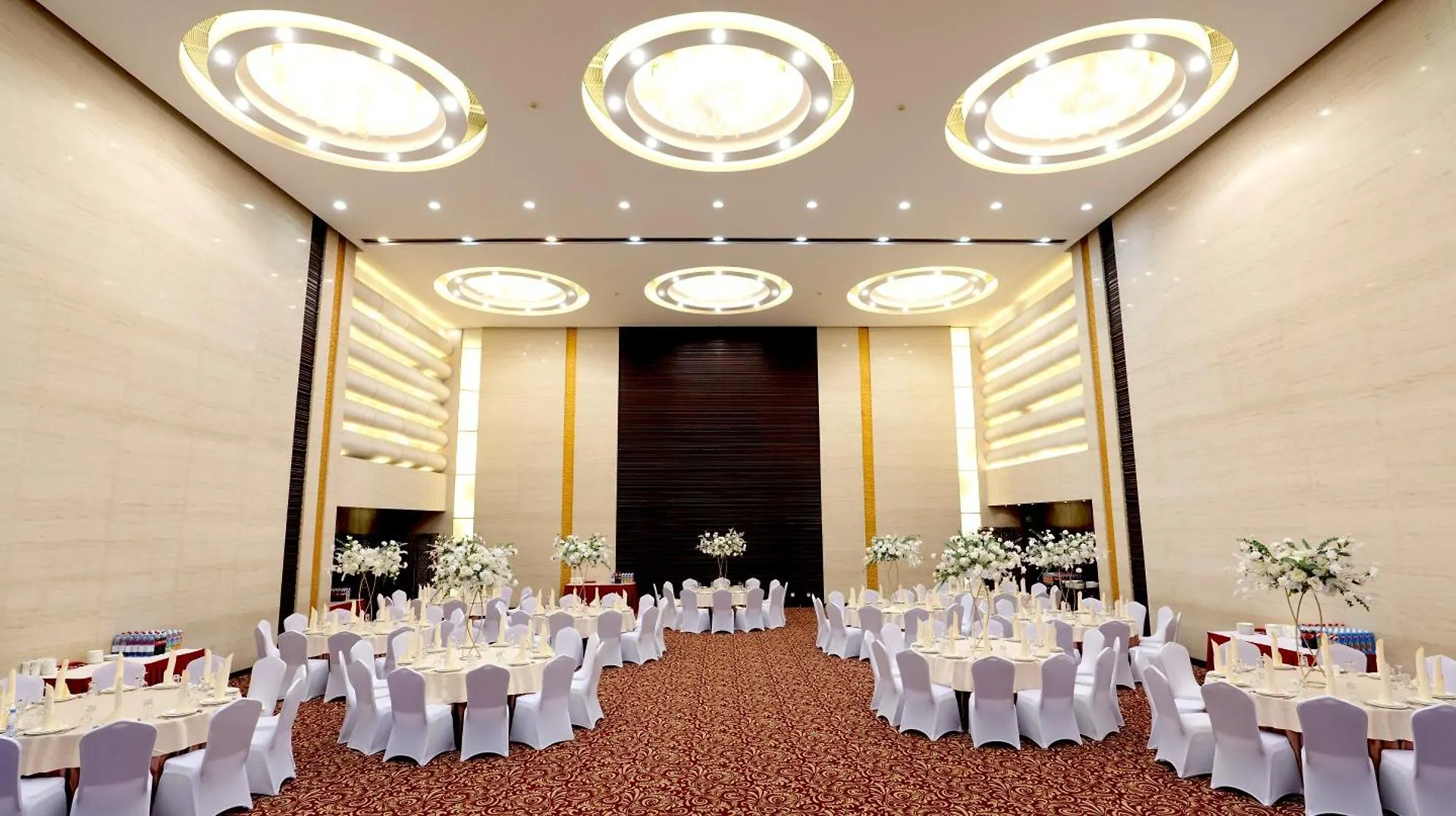 Beijing Palace Soluxe Hotel Astana Kasachstan
