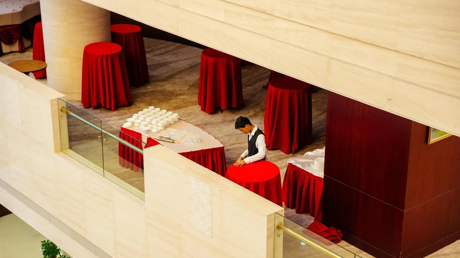 Beijing Palace Soluxe Hotel Astana 5*,