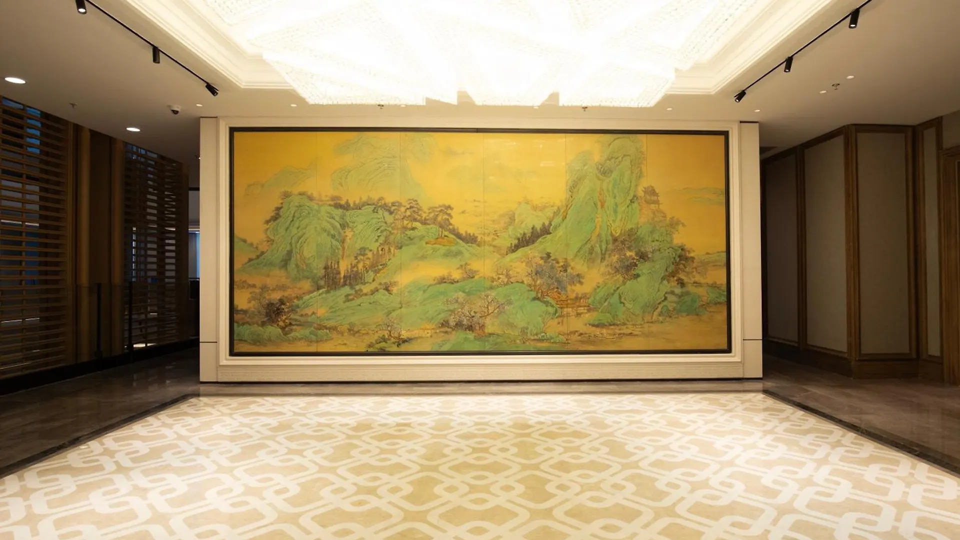 Beijing Palace Soluxe Hotel Astana